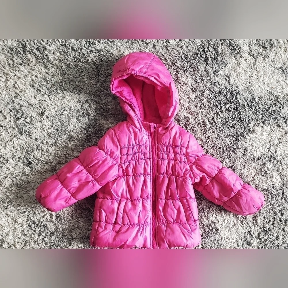 Oshkosh B'gosh Pink Girls puffer coat Size 24M